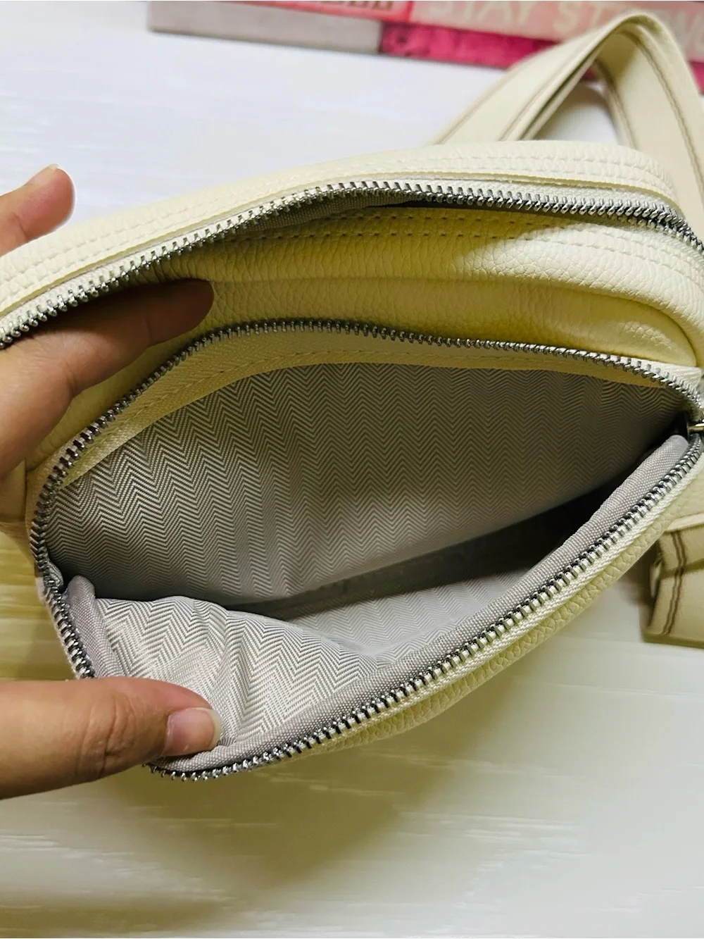 Classic Crossbody Camera Bag Color Cream